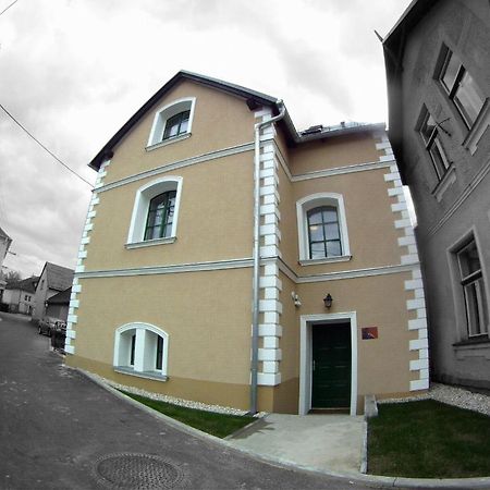 Bed and Breakfast Old House Градец-над-Моравицей Экстерьер фото